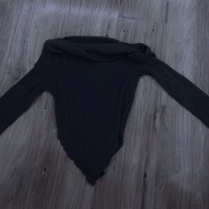 Gray off the shoulder top #offtheshoulder